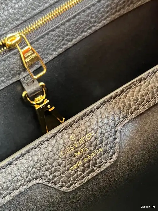 MM CAPUCINES LOUIS VUITTON 0320