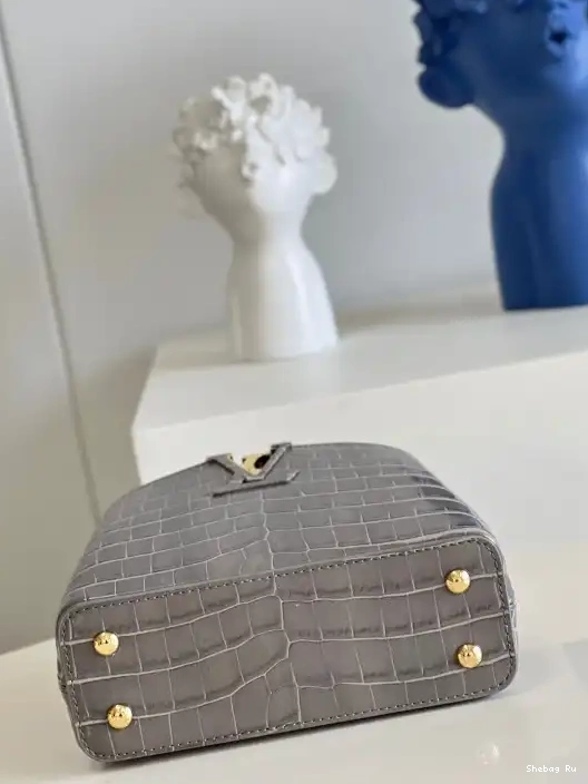 VUITTON LOUIS MINI CAPUCINES 0315