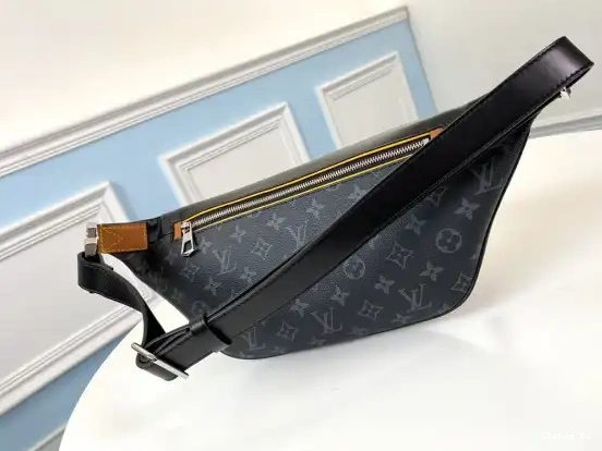 VUITTON LOUIS BUMBAG 0315