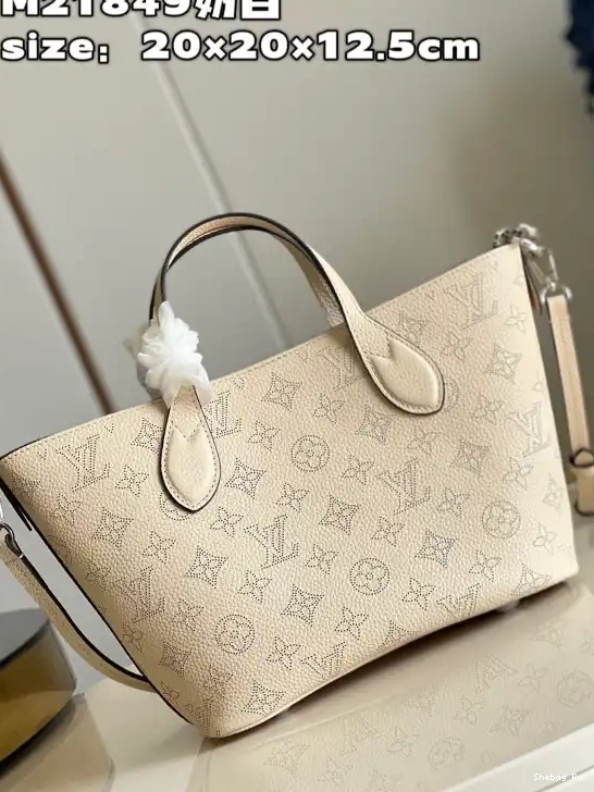 BLOSSOM LOUIS VUITTON PM 0319