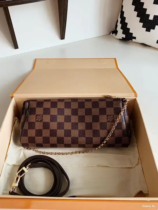 LOUIS VUITTON EVA 0316