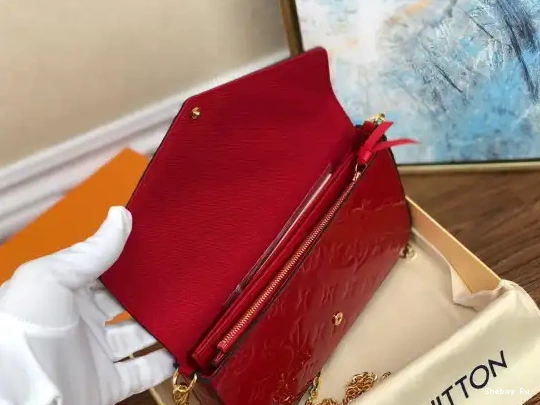 VUITTON LOUIS POCHETTE FÉLICIE 0318