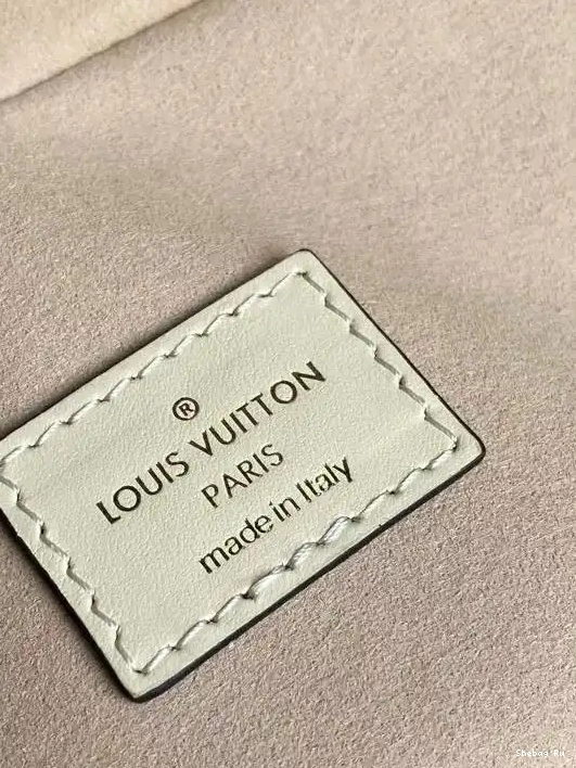 VUITTON VANITY LOUIS PM 0317