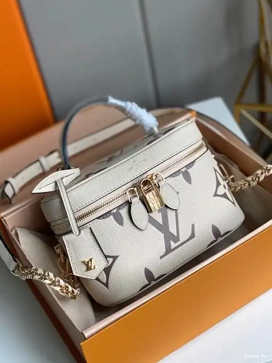 VUITTON VANITY LOUIS PM 0317