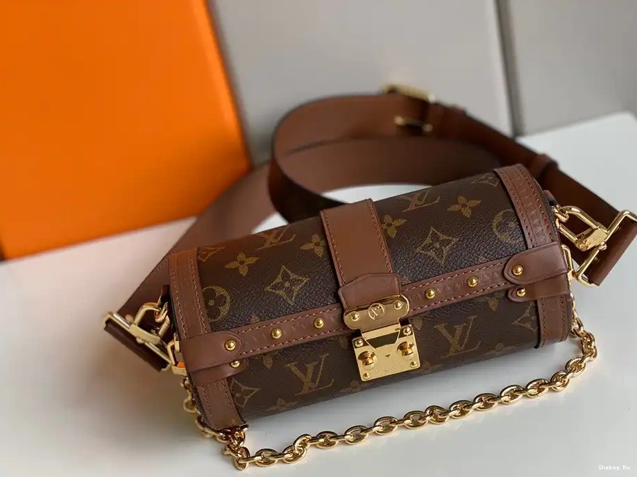 VUITTON TRUNK LOUIS PAPILLON 0314