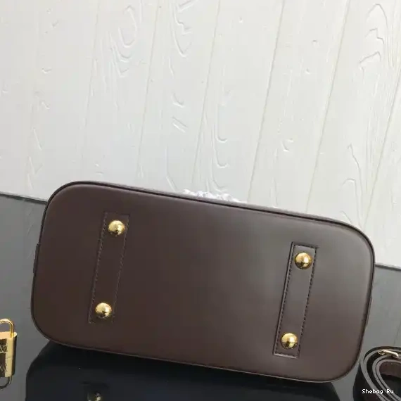 Vuitton Louis PM ALMA 0319