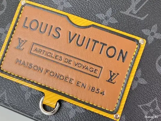 VUITTON LOUIS BUMBAG 0315