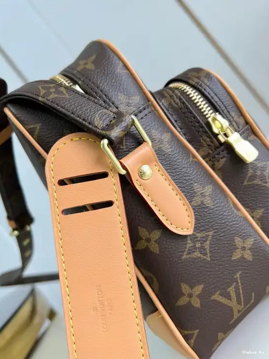 LOUIS MESSENGER VUITTON 0317