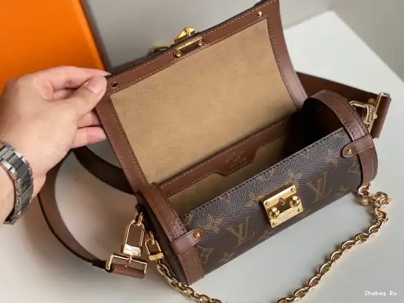 VUITTON TRUNK LOUIS PAPILLON 0314