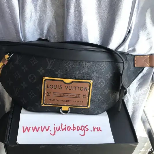 VUITTON LOUIS BUMBAG 0315