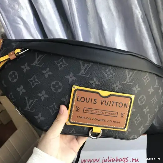 VUITTON LOUIS BUMBAG 0315