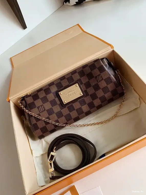 LOUIS VUITTON EVA 0316