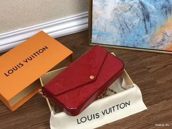 VUITTON LOUIS POCHETTE FÉLICIE 0318