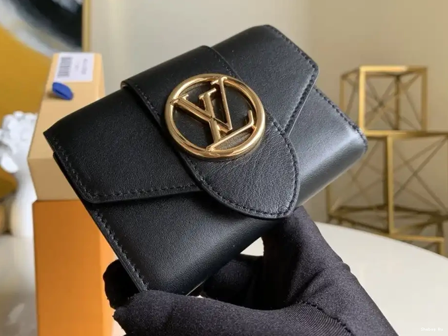 VUITTON COMPACT LOUIS WALLET 9 PONT 0313